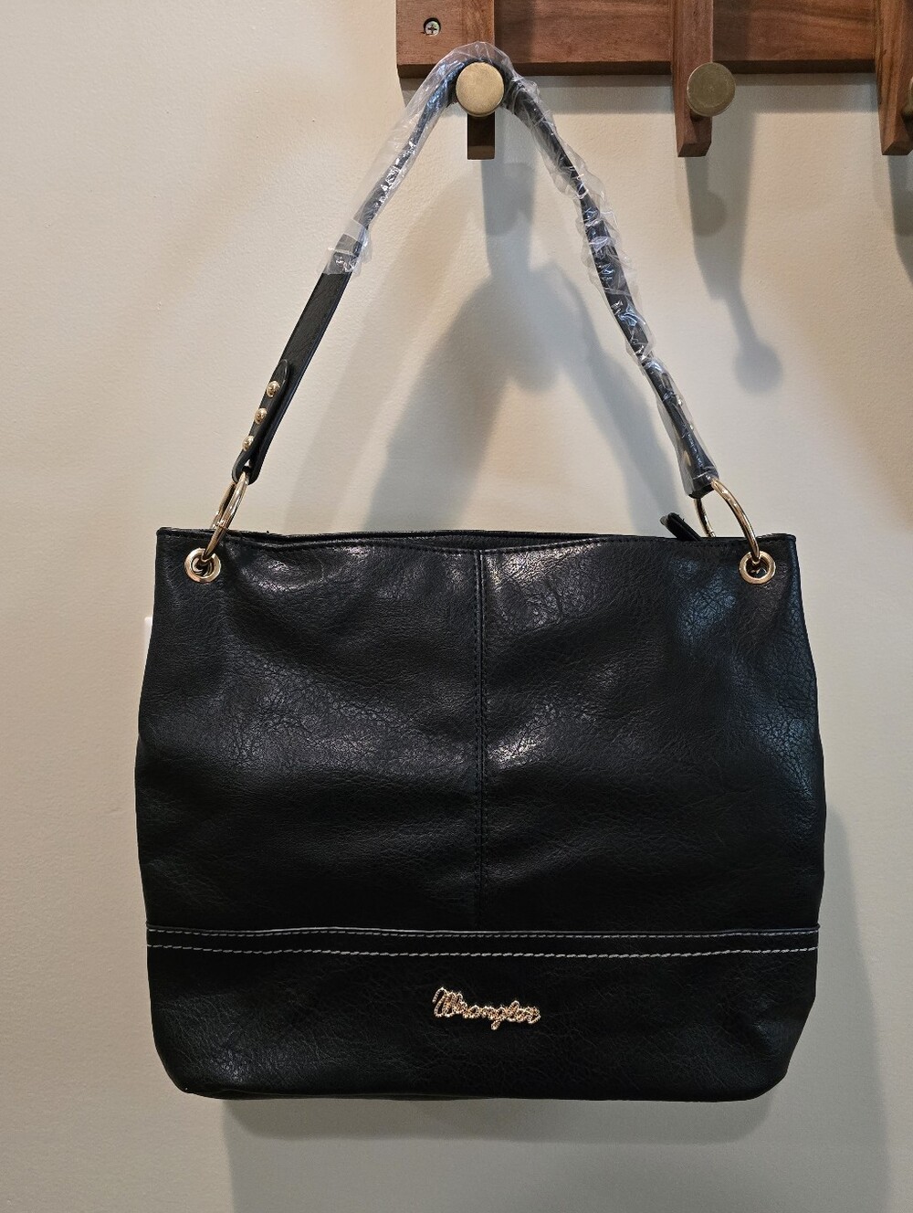🔥 Wrangler Black Faux Leather Shoulder Bag